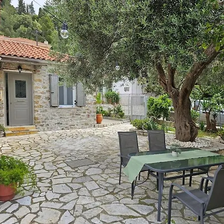 Μονοκατοικία - The Olive Tree Nafpaktos Exterior photo